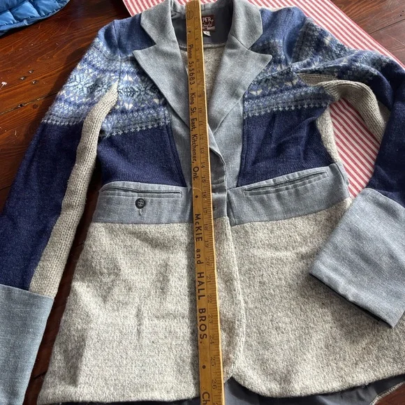 Paper People Clothing | Mixed Media Blazer - Picture 10 of 11